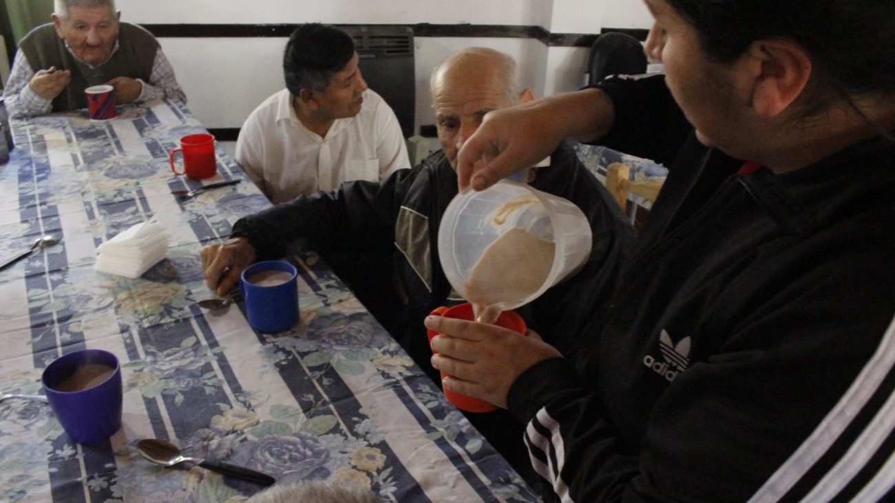 Encuentro departamental de tejedoras solidarias: “Hilos que abrigan”