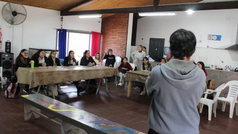 Comenzó un nuevo curso de Lengua de Señas en el Polideportivo de Ciudad