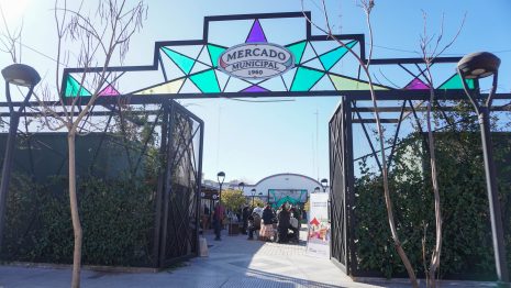 Reapertura del Mercado Municipal: celebración y apoyo a productores locales